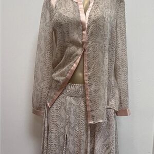 Ann Taylor animal print skirt set sheer satin trim size M classy and chic